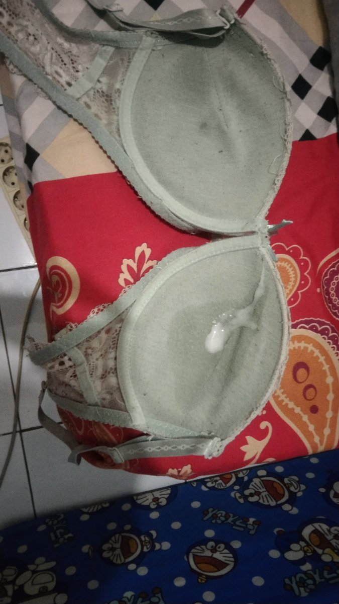 berfantasiaja tweet media