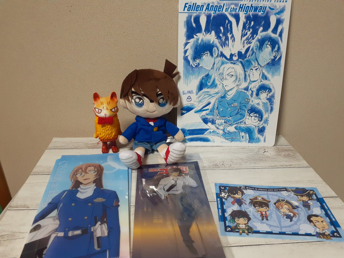 今年も、上映ほぼコナンで埋まる季節がやってまいりました🎦✨
今作は、何と言っても風の女神様のドライビングテクニック🏍️‼️
あと、コナンの桁違いの身体能力はやっぱ凄い😆💦陣平ちゃんの出番は当然少なかったけどキュンでした😍💓怒涛のコラボ祭凄‼️
#名探偵コナン
#ハイウェイの堕天使
#えびねこ屋