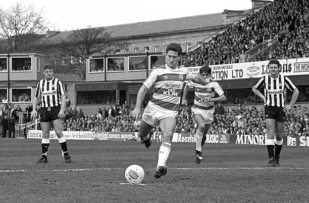 BushmanQPR's tweet image. 1988: #QPR David Kerslake scores from the spot at St James’ Park.