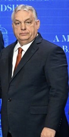 I Read Banned Books 🇺🇸🌻 🇺🇦🇬🇱 tweet media