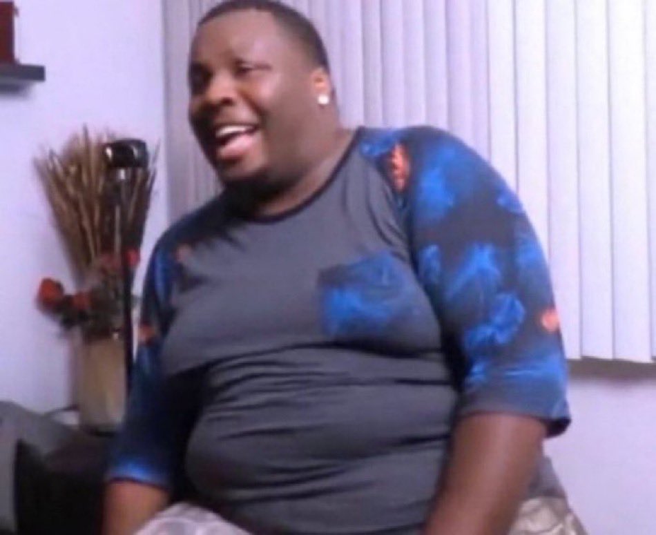 vivi⋆ is RED tweet media