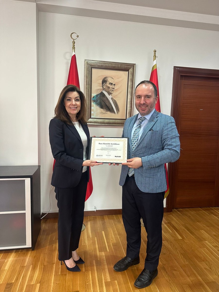 _selimsar_'s tweet photo. Karadağ Büyükelçimize yaptığım ziyaret ile MÜSIAD’ın bölgedeki yapılanma süreci konusunda istişarelerde bulunduk. https://t.co/C4aFxryOLV