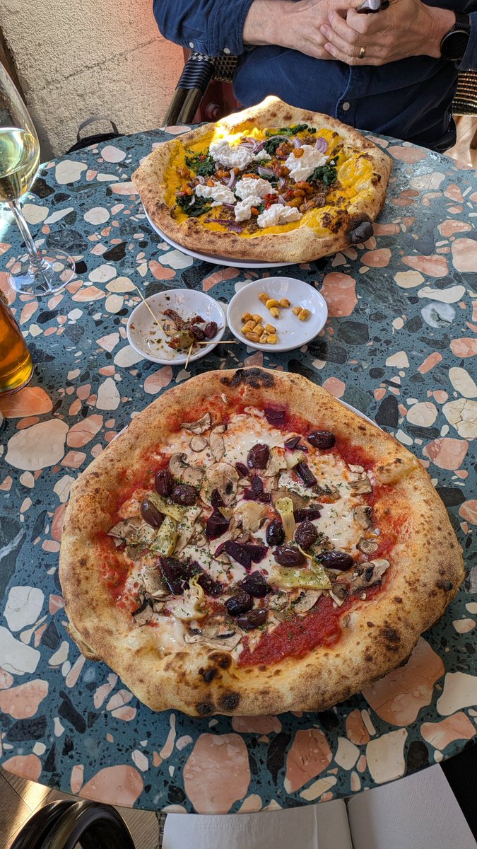 VeganOlive1's tweet image. Very disappointing #Vegan #Pizza @purezza #Manchester Bland toppings &amp;amp; gelatinous cheese 😕 😕😕 £10 for such a small cocktail not even a full glass  😕 best bit were the olives &amp;amp; corn