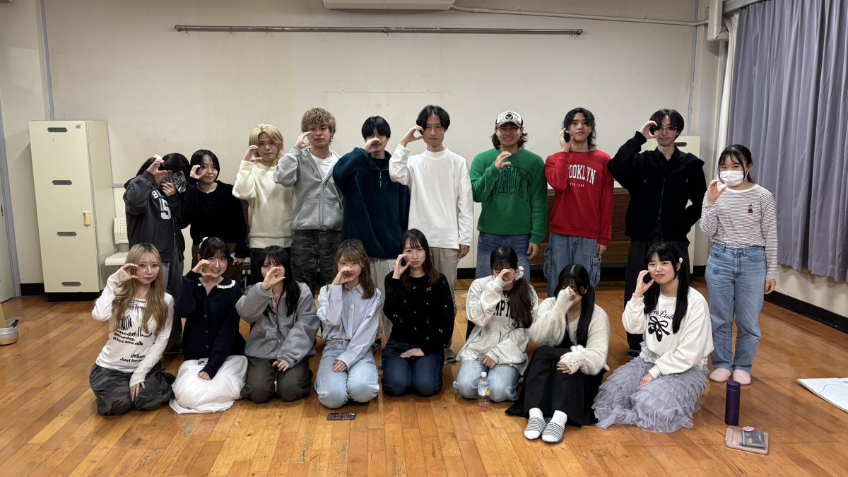 closedschool's tweet photo. こんにちは！廃校文化祭実行委員会です！🍀
池袋はあいにくのお天気でしたが雨に負けず元気いっぱいなメンバーが集まり本日もミーツを行いました‼️
1stイベントに向けて試作や話し合いを行い有意義な時間になりました😉 https://t.co/sRjvYFE8mv