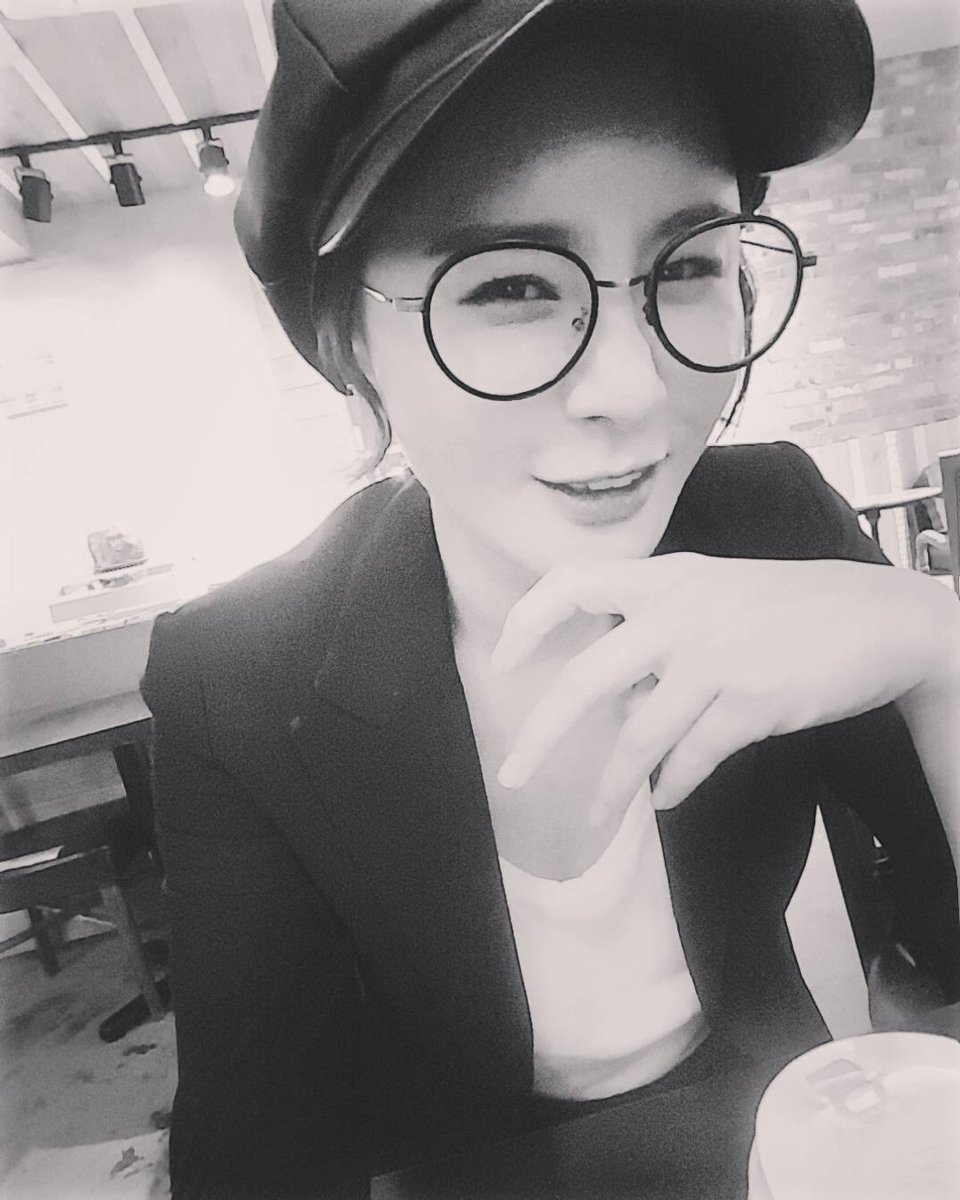 김와이 tweet media