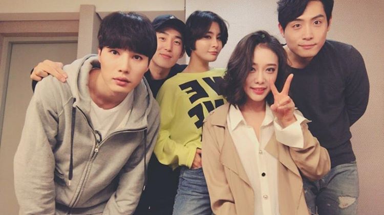 김와이 tweet media