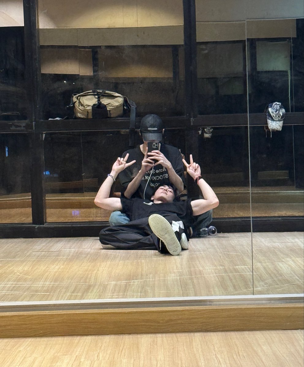 อู๋ท้าน้าบูน tweet media