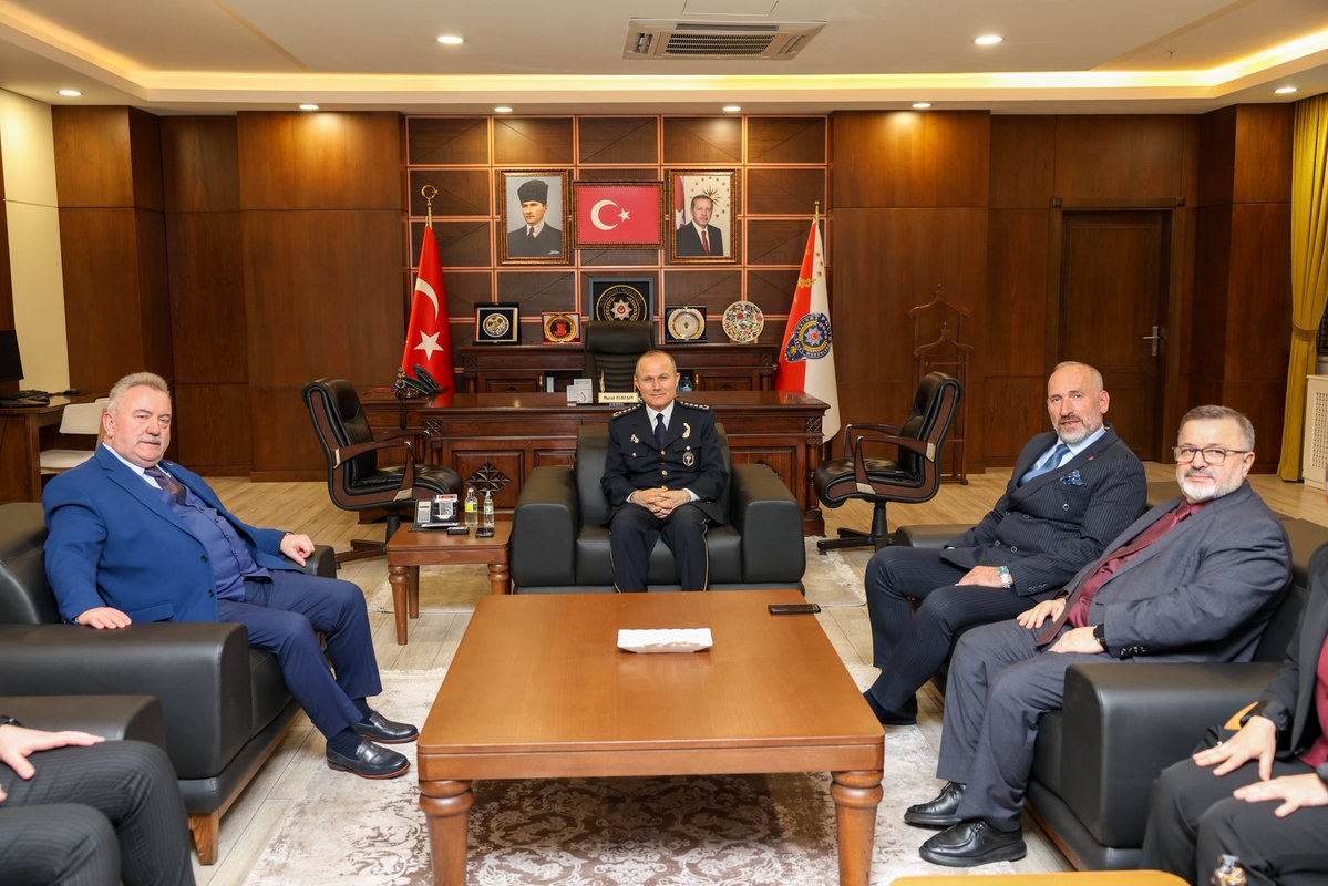 AK PARTİ RİZE tweet media