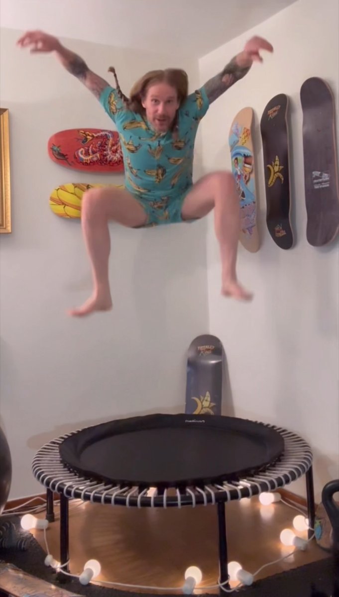 therawadvantage's tweet image. One of the best daily additions I've made... rebounding on my Bellicon 🌿

Lymphatic drainage, low impact cardio, joint friendly, and honestly just fun 😄

Code "raw" for 10% off 👉 therawadvantage.com/bellicon

#rebounding #bellicon #rawvegan #fitness