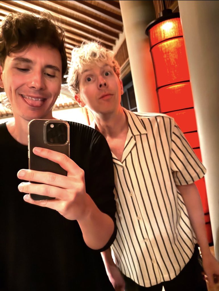 alex 🐌 tweet media