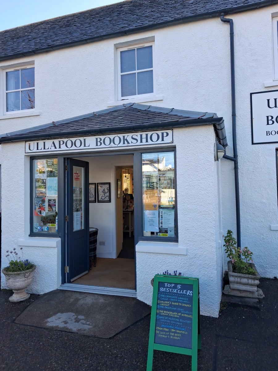 UllapoolBookshop tweet media