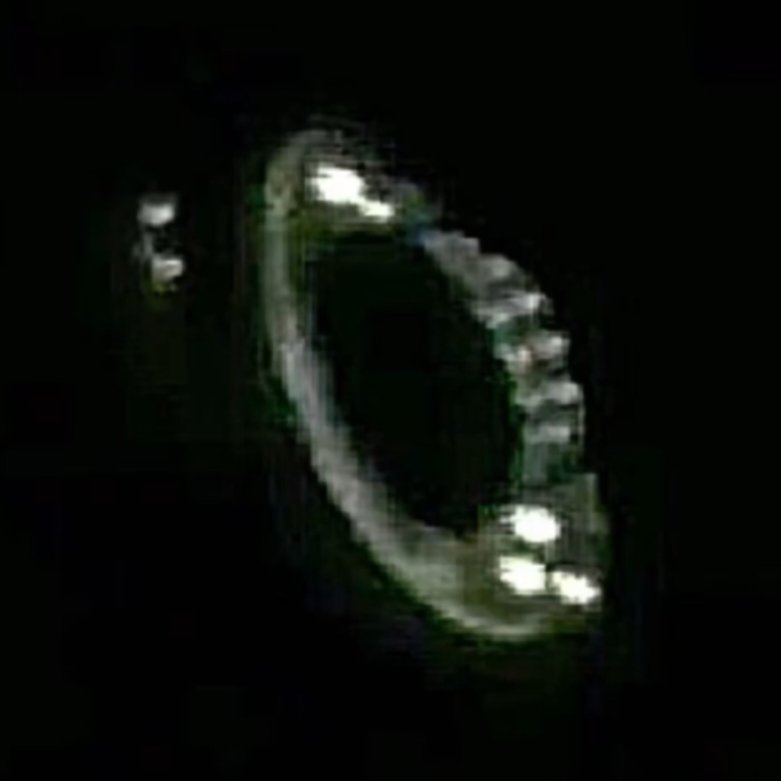 JeninedUFO's tweet image. Huge alien spaceship #UFO filmed over Cusco, Peru on April 13, 2020