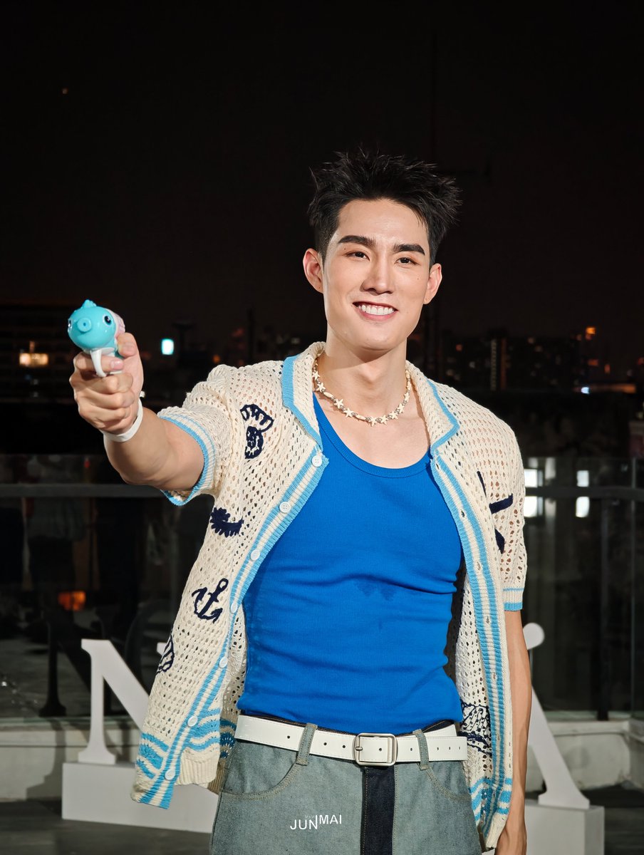 imaijun_'s tweet image. พี่ฟังก่อน พี่!!!!

FORCE WITH NOLA
#NOLAxFORCE