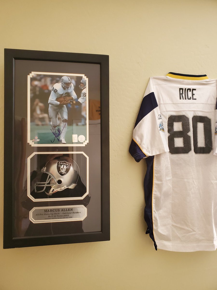 Keanu_Govan's tweet photo. @woodsonwhiskey @CharlesWoodson I need a Woodson to hang up next to these guys! https://t.co/Ubx8uzjHUu