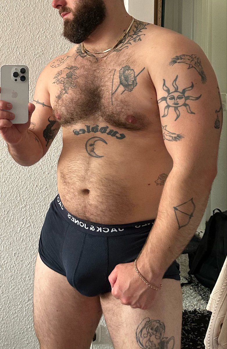 Vikky pew pew tweet media