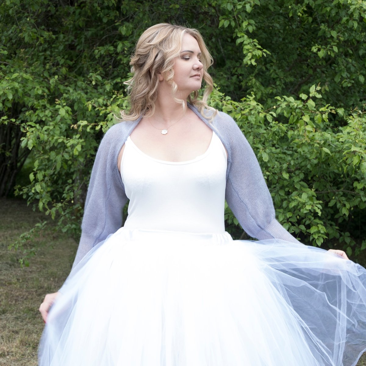 SuperSoftKnits's tweet image. #Bridal #Bolero #Knit #Wedding #jacket #mohair #silk #dove #gray #Wedding #sweater #handmade #CoverUp #WeddingJacket #BridalWrap #Bridesmaid bolero    

etsy.me/3Xy7ooB