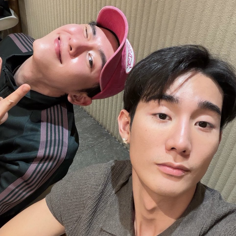 베비. ♡ tweet media