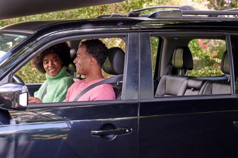 DriveSafeKansas's tweet photo. Looking to make sure everyone is buckled up? You’re looking out for their safety. Wear your seat belt every time you are in a vehicle, no matter if you’re in the front seat or the back seat. https://t.co/stHM83spQu