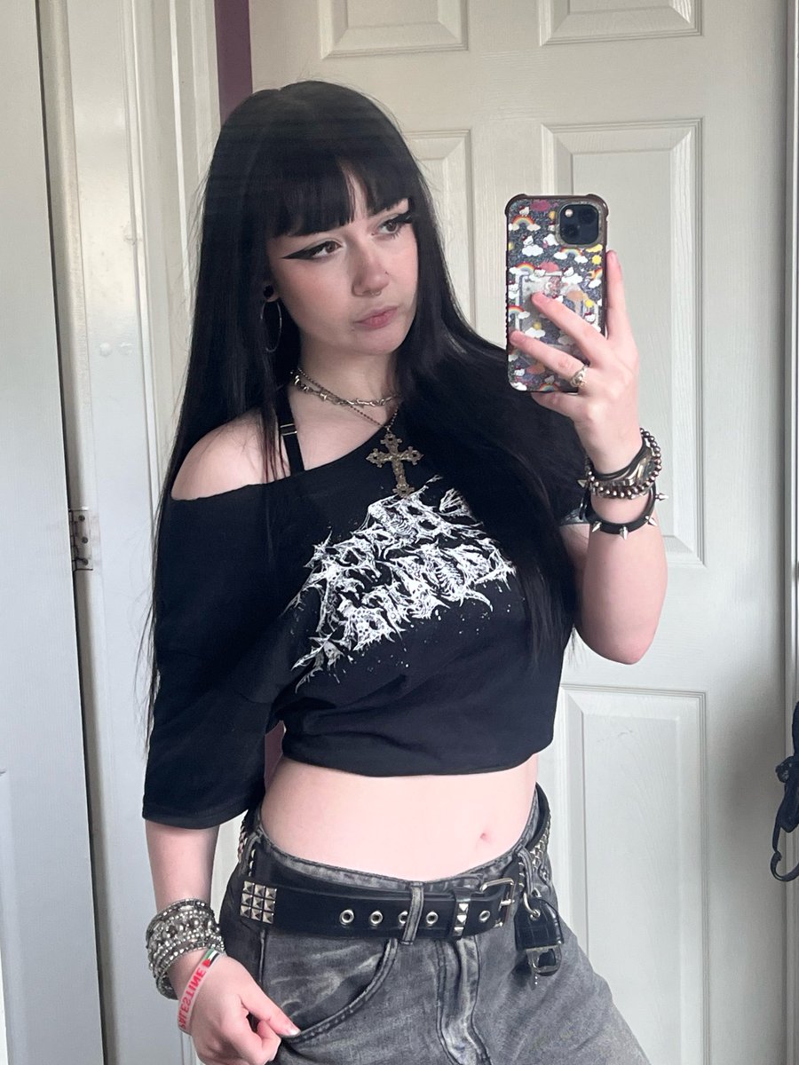 Evie ♡ tweet media