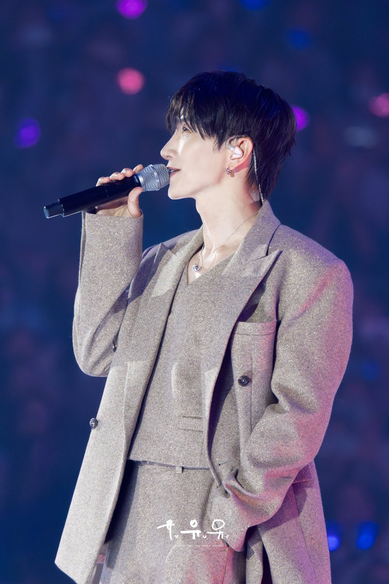 gyugyucute0928's tweet image. 260404 슈퍼쇼10 앙콘 

왜 이렇게 예쁘니🥹

#SUPERJUNIOR 
#LEETEUK #이특 
@special1004 
#SUPERSHOW10 #SUPERSHOW10_SJCORE