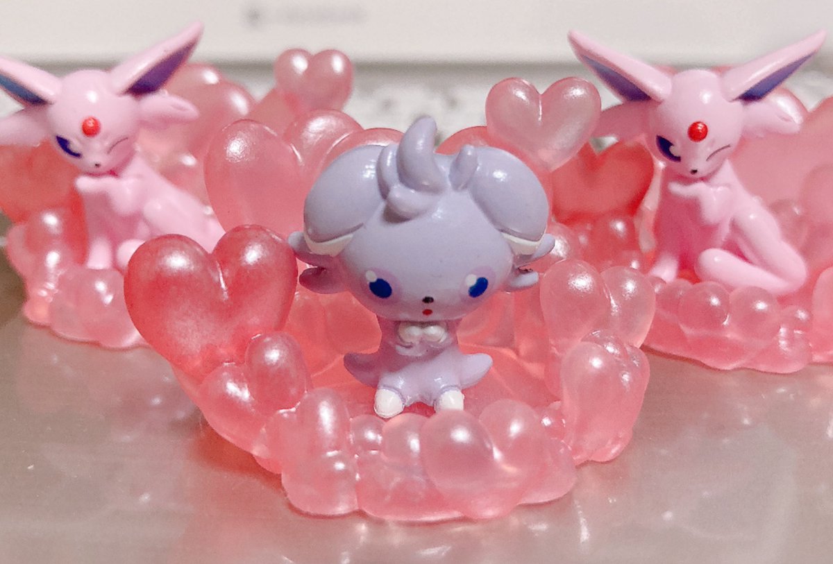 ランダムグッズでマホイップ引けない芸人😭