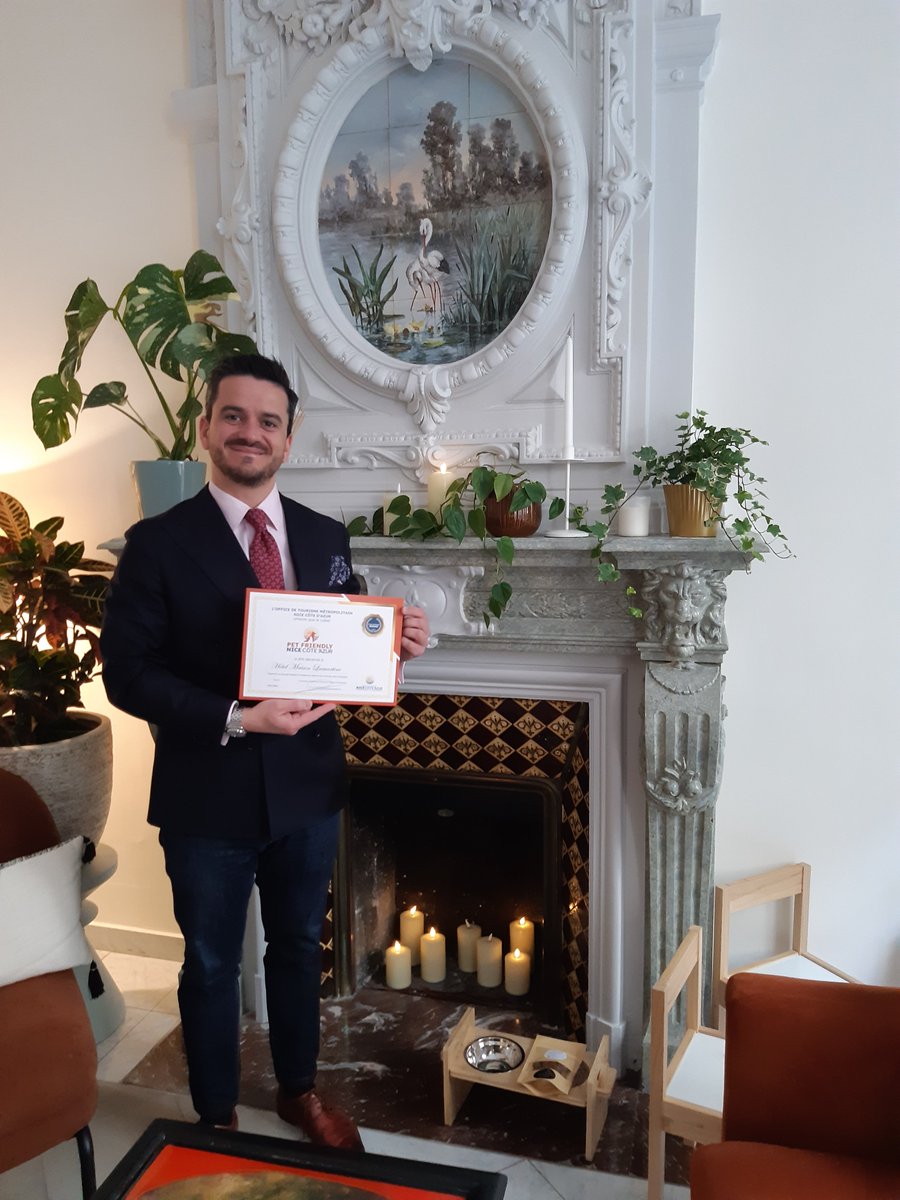ExploreNCA's tweet image. 🐾Toujours➕d’adresses #PetFriendly à Nice Côte d’Azur !
Une démarche initiée par la @VilledeNice pour le bien-être animal &amp;amp; déployée dès 2022 par l’Office de Tourisme avec un #label dédié.
👏 5 nouveaux établissements labellisés, portant le total à 49🐶👇
bit.ly/4vm5IyZ
