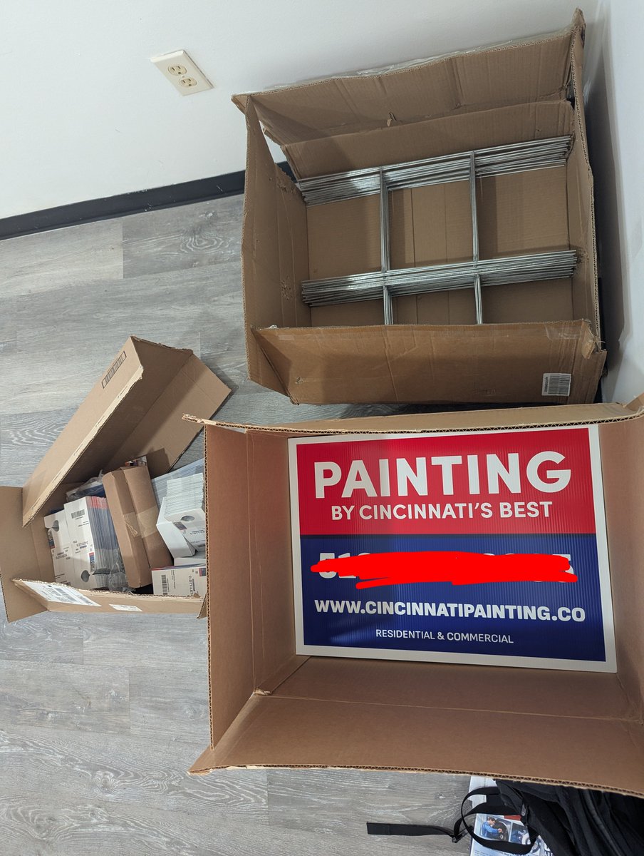 AlexLathery's tweet image. A real-world Google Business Profile verification story for you:

We recently got our painting company verified, and since I know this process causes a lot of confusion, I figured I’d share exactly what we did.

First, we rented a real commercial office.

Not a virtual office.