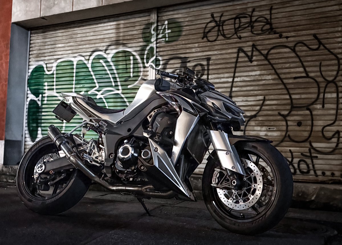 ナオタロ tweet media