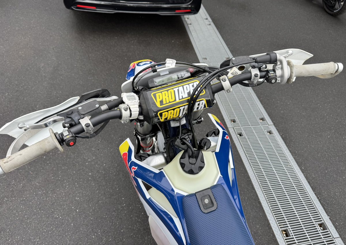 微糖たけし🏍 tweet media