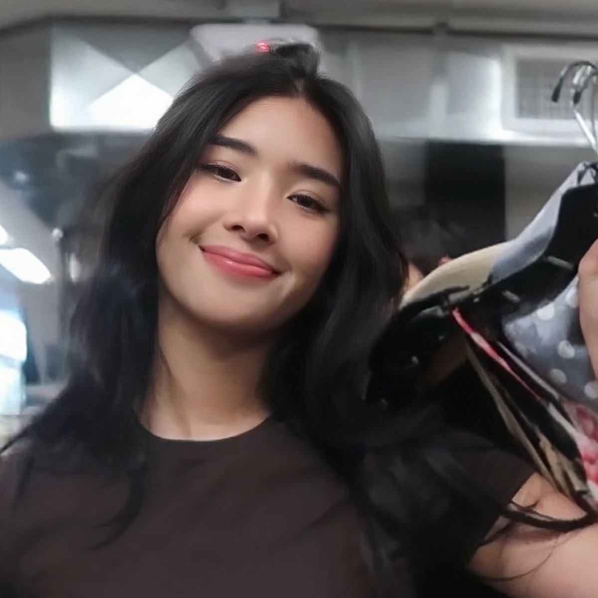 gin ⁹⁺⁶ tweet media