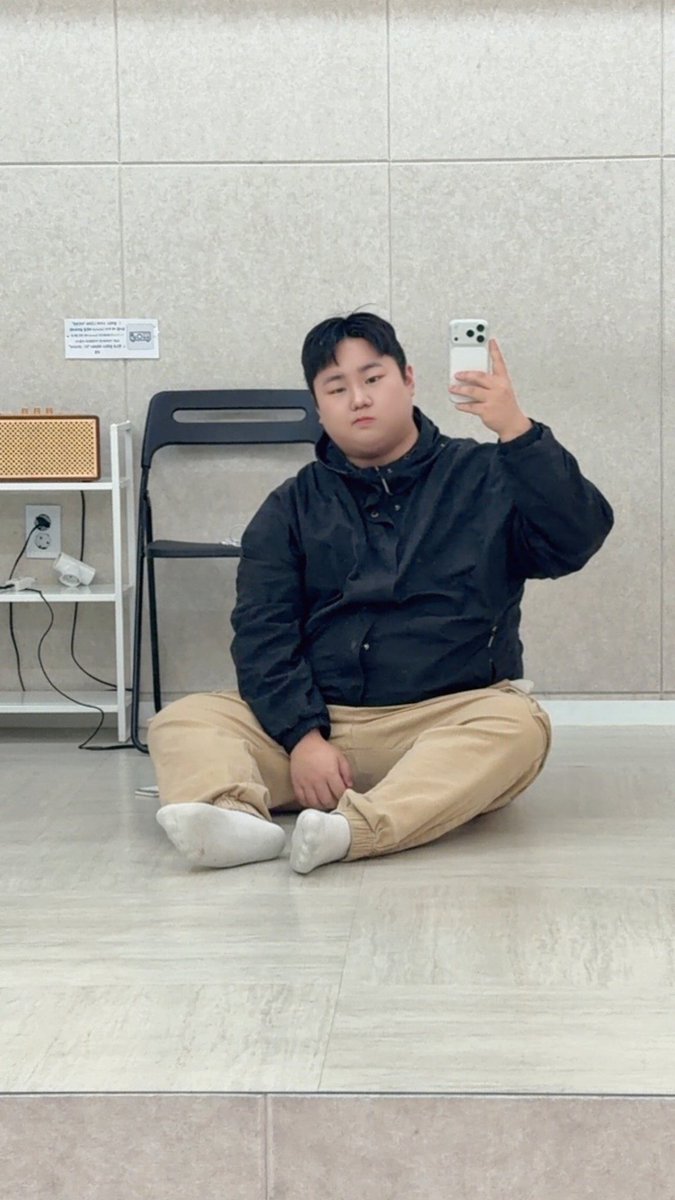 러버 tweet media