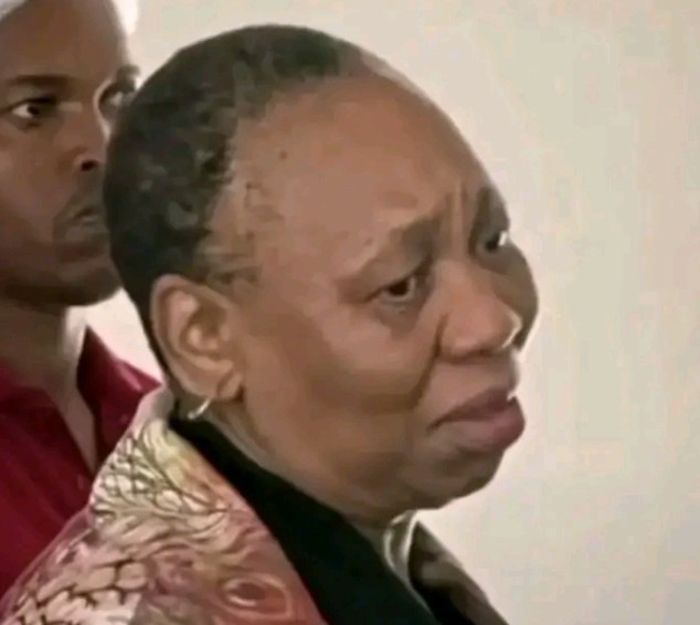 QingShiro tweet media