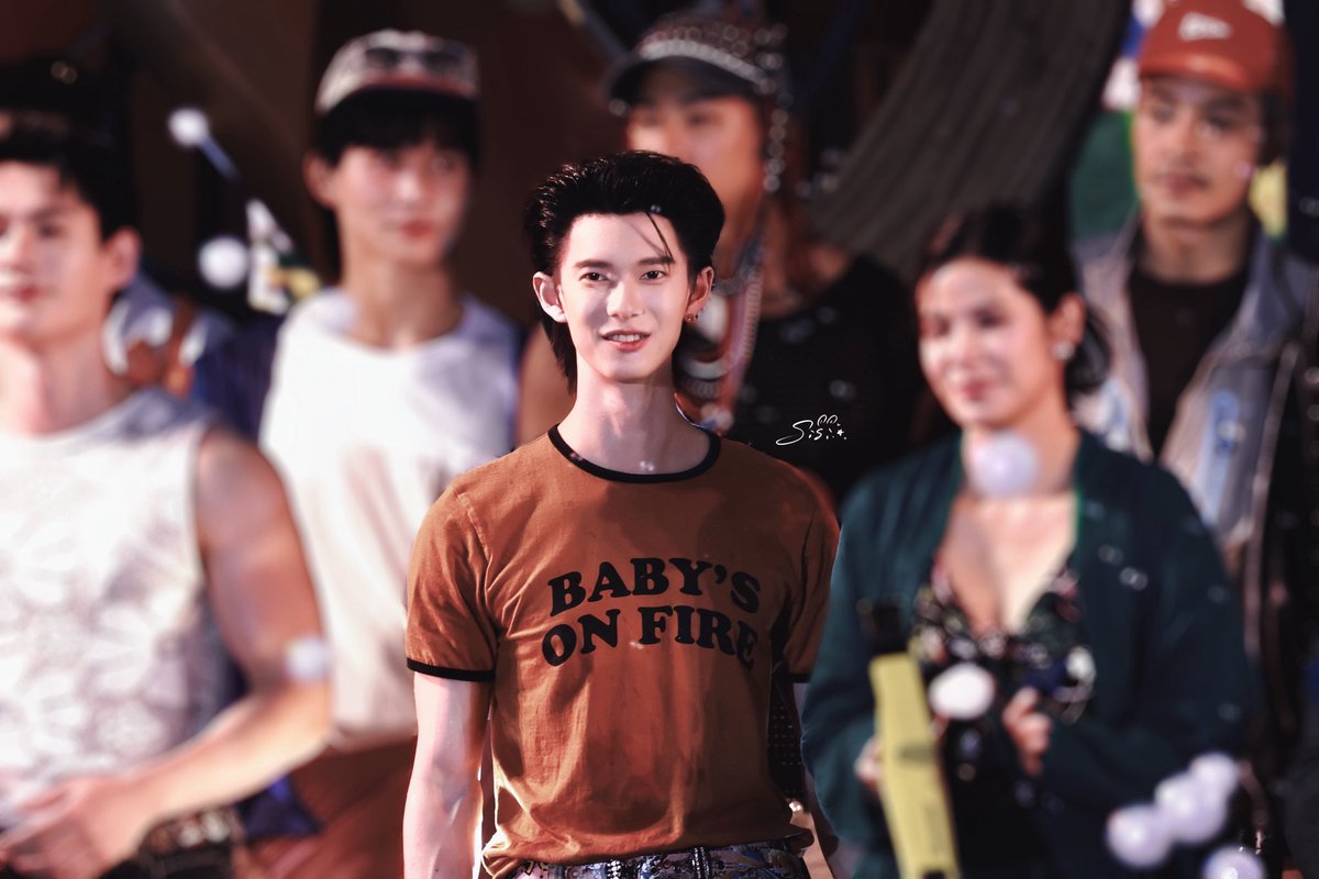 ᴀʟʟ ɪ sᴇᴇ ɪs ʏᴏᴜ; ᴇᴠᴇʀʏᴛʜɪɴɢ ᴇʟsᴇ ғᴀᴅᴇs ᴀᴡᴀʏ.

<a href="/ppoohkt/">Pooh</a>   ੯‧̀͡⬮\    #ppoohkt
#PooHHooPers

#SiamParagonxPoohPavel