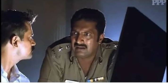 abeee025's tweet photo. Piracy le movie paakradhum..
Say no to piracy nu solradhum orey aala https://t.co/bnwKIbARd6