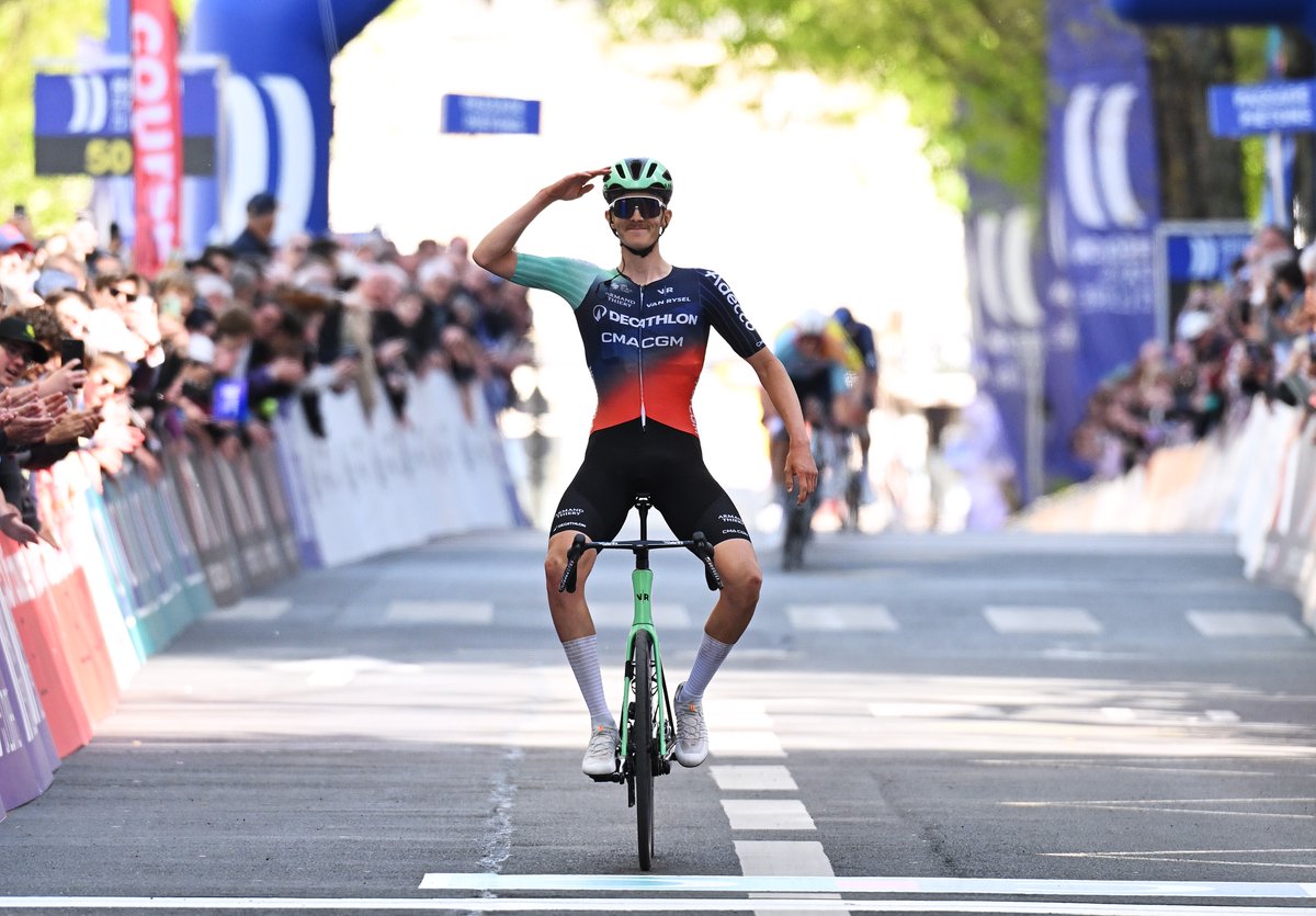 decathloncmacgm's tweet photo. 🇫🇷 Région Pays de la Loire Tour - Etape 4

Victoire d'étape ET classement général ! 🥇🔥

Antoine L'Hote fait coup double en remportant la première victoire de sa carrière 💙

///

Stage win AND general classification! 🥇🔥

Antoine L'Hote pulls off a double, claiming the first victory of his career 💙

#DECATHLONCMACGMTEAM - © Getty Sport