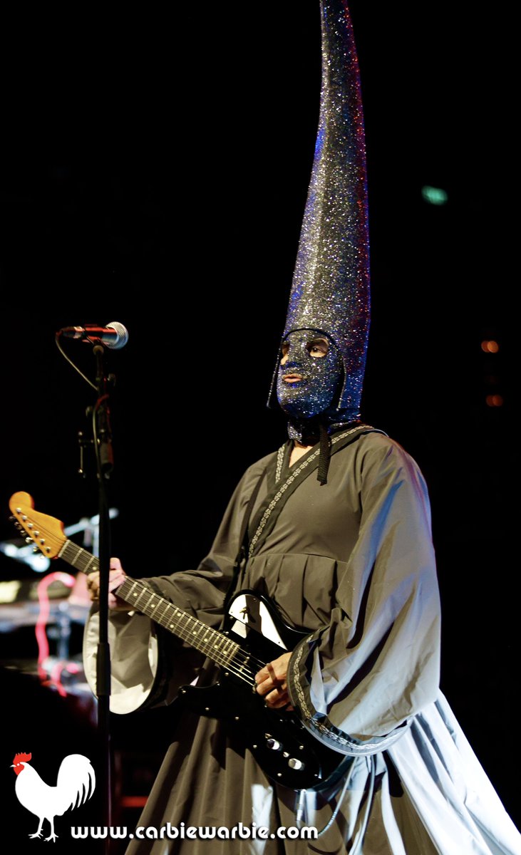 𝓒𝓪𝓻𝓫𝓲𝓮 𝓦𝓪𝓻𝓫𝓲𝓮 🐓 tweet media