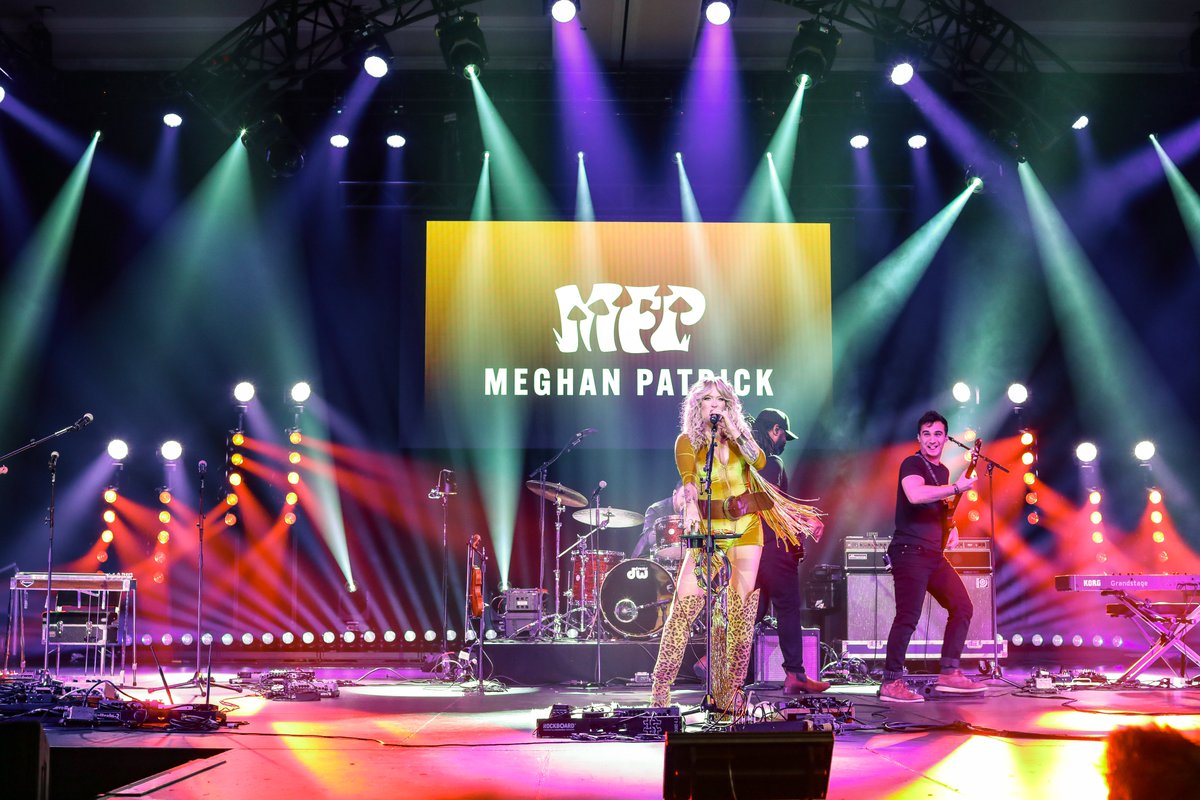 CRSOfficial's tweet image. We could listen to @MegPatrickMusic  all day! Throw back to her incredible New Faces performance! #meghanpatrick #countrymusic #newfaces #countryradio #crs2026