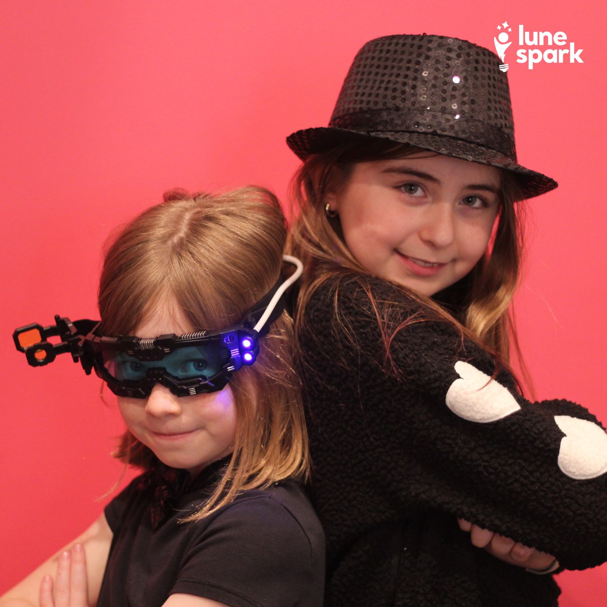 LuneSpark's tweet image. Movie Friday! Check out our latest movies on our YouTube channel: Lune Spark TV 🎬 🎥 ✨ 🤩

#artscenter #moviemaking #moviemakers #filmmaking #filmmakers #arteducation #artcamp #summercamp #trackoutcamp #northcarolina #apex #hollysprings #chapelhill #raleigh #cary #morrisville