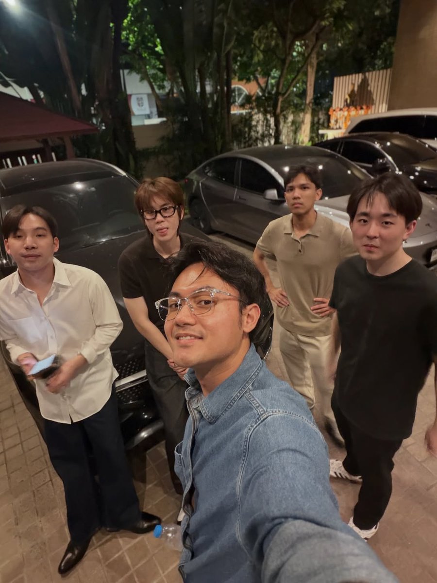 💌 10.04.2026
IG update : fung_napat

เกือบครบ 🌎

#prem_space

📍instagram.com/p/DW9AOJyk9dy/