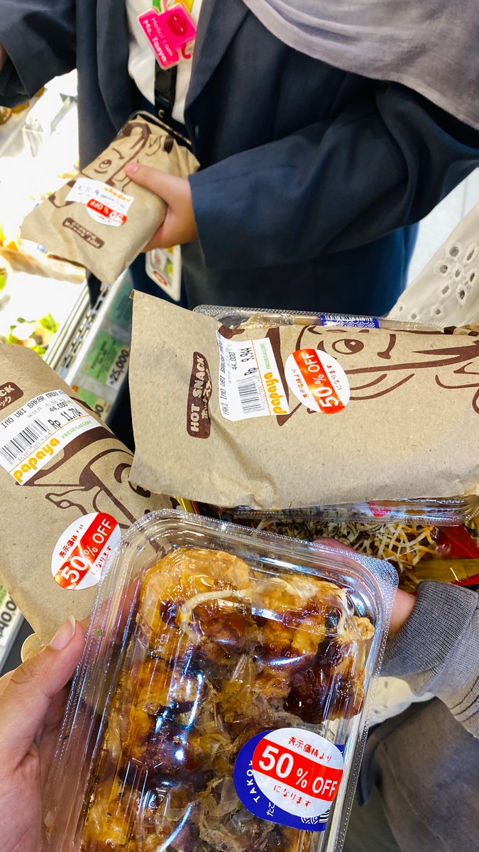 ✶☽︎ tweet media