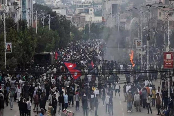 hindsamachar3's tweet image. امریکہ-ایران جنگ ،گزشتہ سال کی جنریشن زیڈ بدامنی کا نیپال کی معیشت پر گہرا اثر پڑے گا
👇👇👇👇

hindsamachar.in/national-news/…
#USIranconflict #GenZprotests #Nepaleconomy #Economicimpact