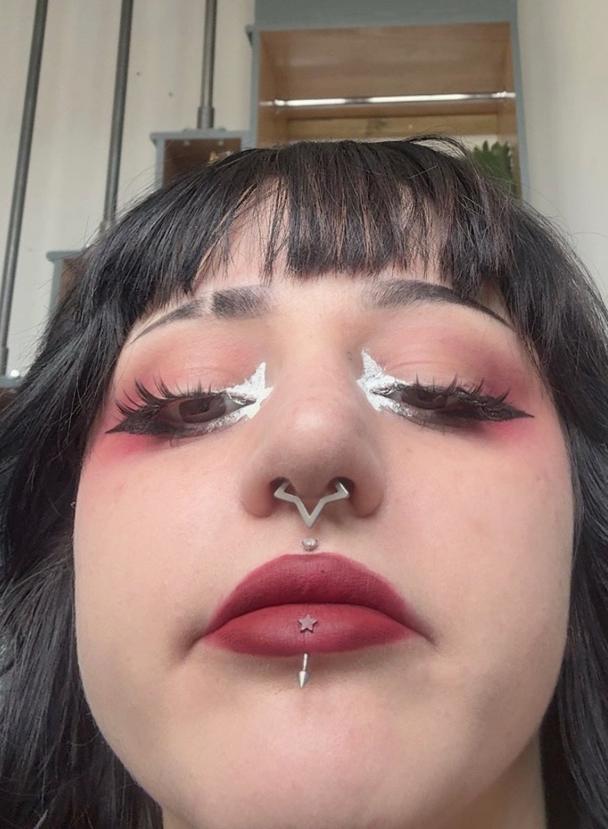 hiii findom i’m really sick today. here’s me yday. sends to make me feel better. zZz :3