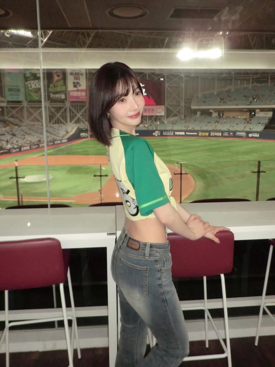 DC_JOY_'s tweet image. 260410 둥스타그램 (1) 5P 🍀🐥⚾️

키움 춘배유니폼 조이공주 디카버전💚
instagram.com/p/DW9DcvNktFN/

#키움히어로즈 #조이 #JOY @RVsmtown