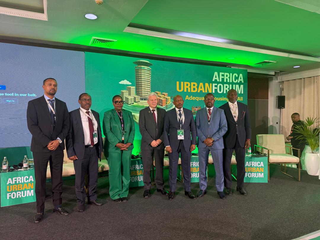 acprdcongo's tweet image. #RDC : la stratégie pour transformer en profondeur le développement urbain en République démocratique du Congo a été présentée mercredi au Forum Africa Urban, qui s’est ouvert à #Nairobi, au #Kenya, par le ministre congolais en charge de l’Urbanisme et de l'Habitat, selon un