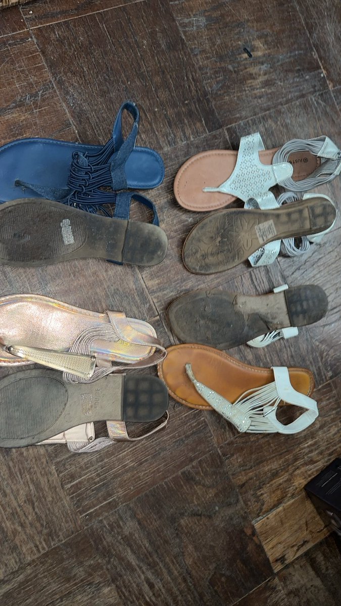 PrincessPtyFL1's tweet photo. Pre summer #Usedshoe clear out! 
They go quick! 
First paid gets them. 
Get to it simps 
#sandals #usedshoes https://t.co/EDLE6zynYA