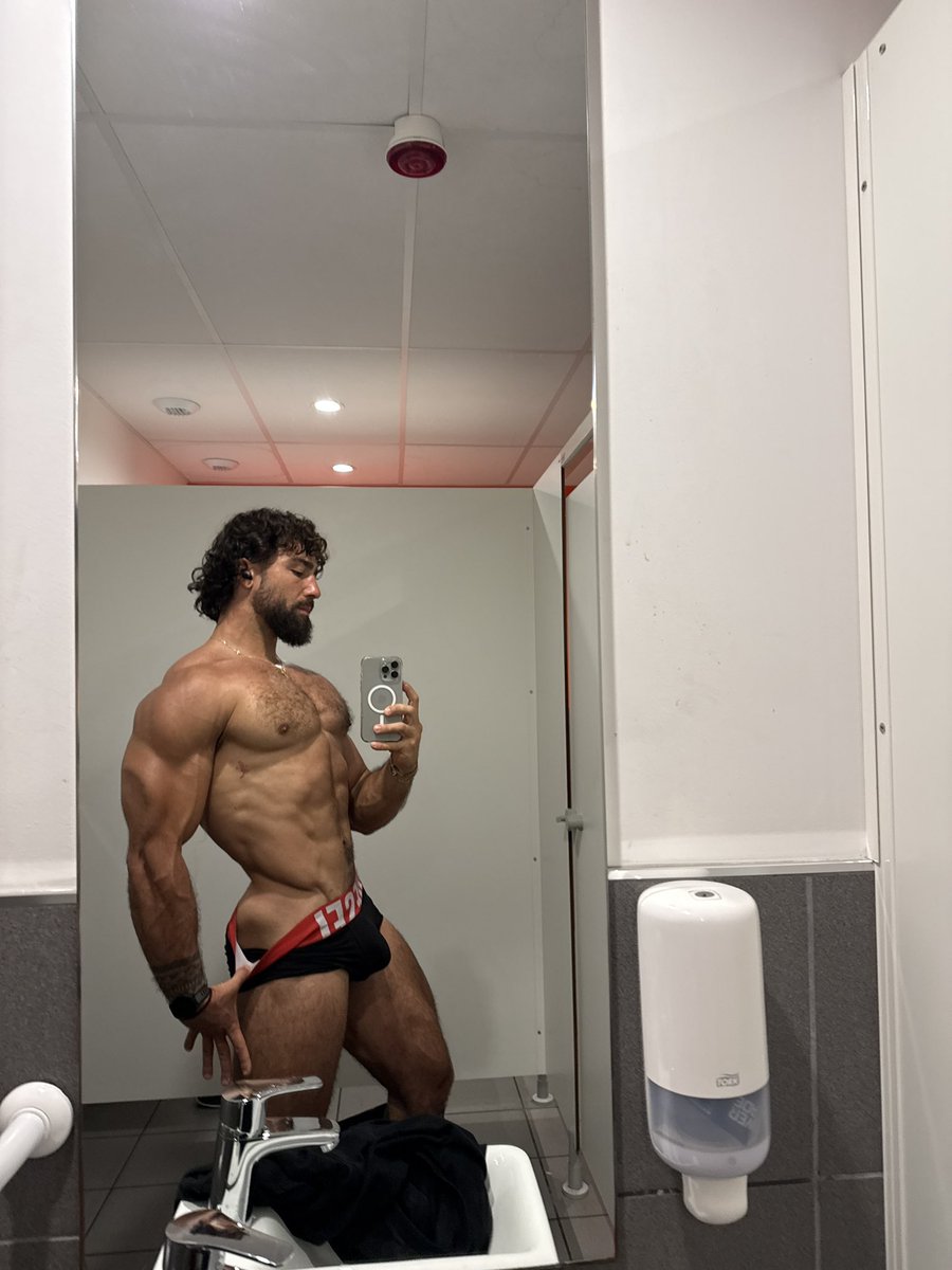 Nathan_Zambon tweet media