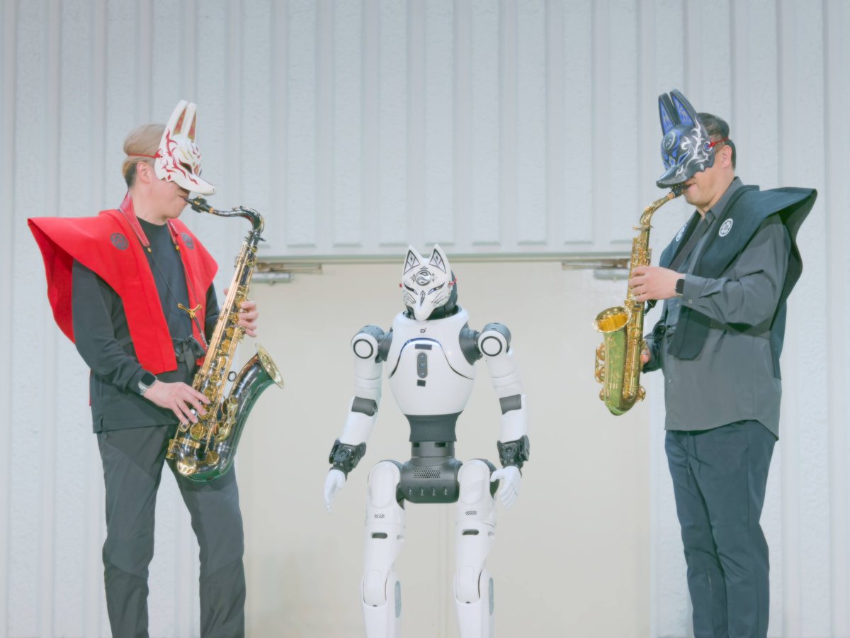 tomowithfk7's tweet image. Live alive ♬⋆.˚𝄢⋆.ೃ࿔*:･ 

@Coco_aoba 
@Coco_Oinary 

#おいなり感謝祭
#雪桃ステージ #stageperformance #ファインダー越しの私の世界