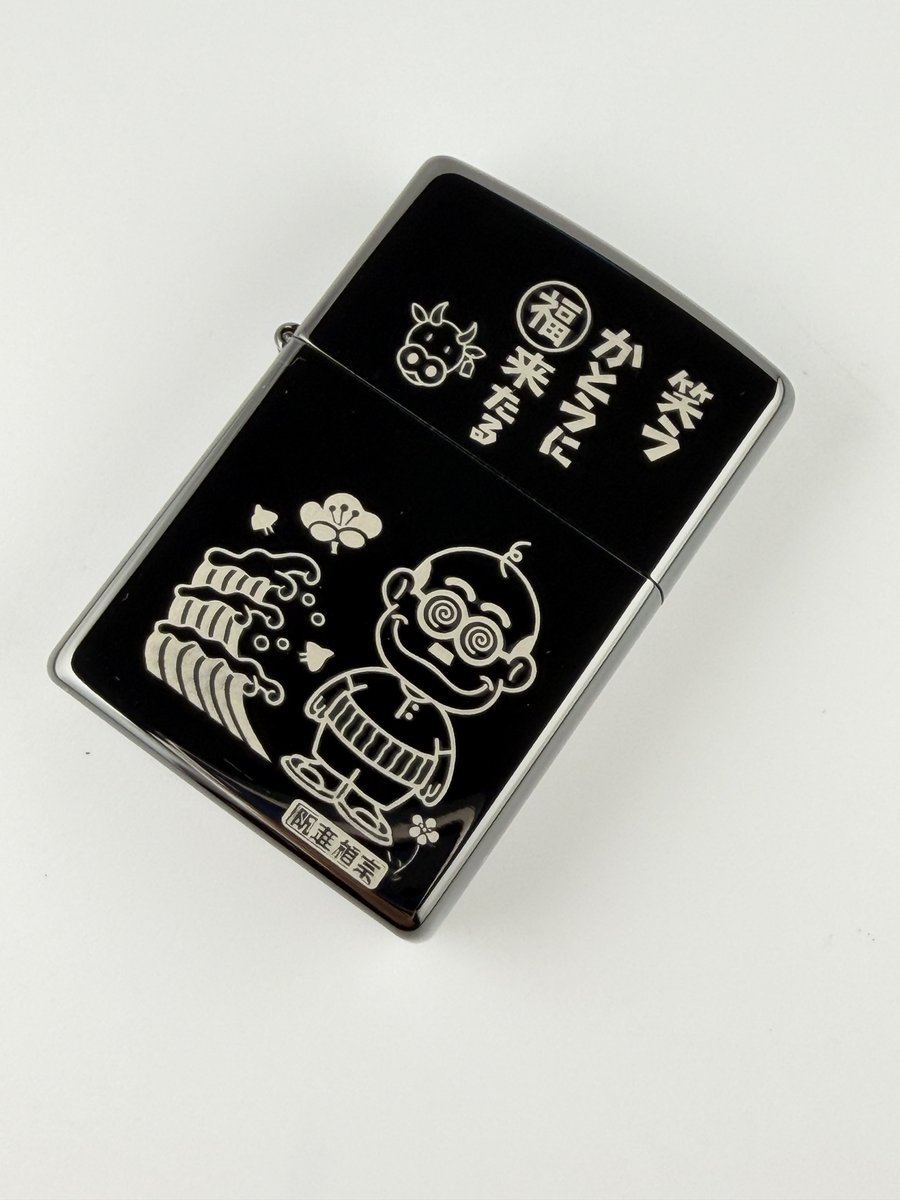 zippo_original's tweet photo. 🍀 縁起物満載のレアジッポ✨
「笑う門には福来たる」
牛に引かれて
#Zippo #ジッポ #Zippoライター #おかめ #笑う門には福来たる #縁起物 #善光寺 #日本製 #ビンテージライター #お守り #福来たる #レアジッポ #和風 #ラッキーアイテム #コレクション #ライター好き #喫煙具 #福袋ならぬ福ジッポ https://t.co/O5c6IdnPYD