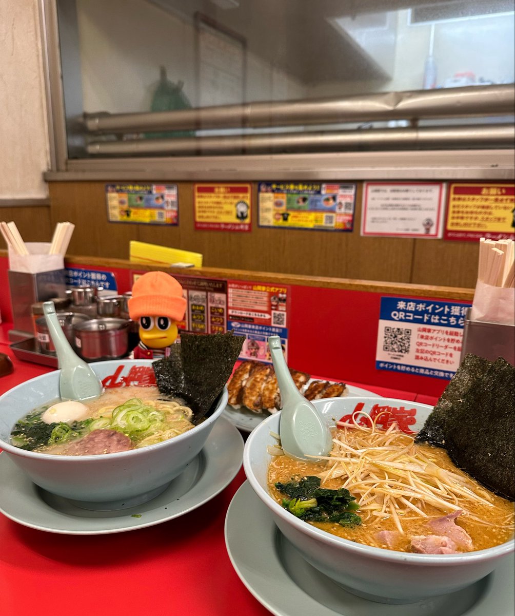 𝑳𝒊𝒇𝒆 𝒘𝒊𝒕𝒉 𝑷𝒆𝒂𝒏𝒖𝒕𝒔 tweet media