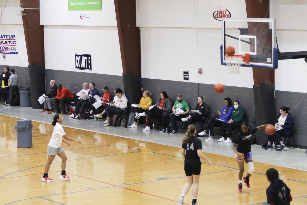 She Hoops Basketball tweet media